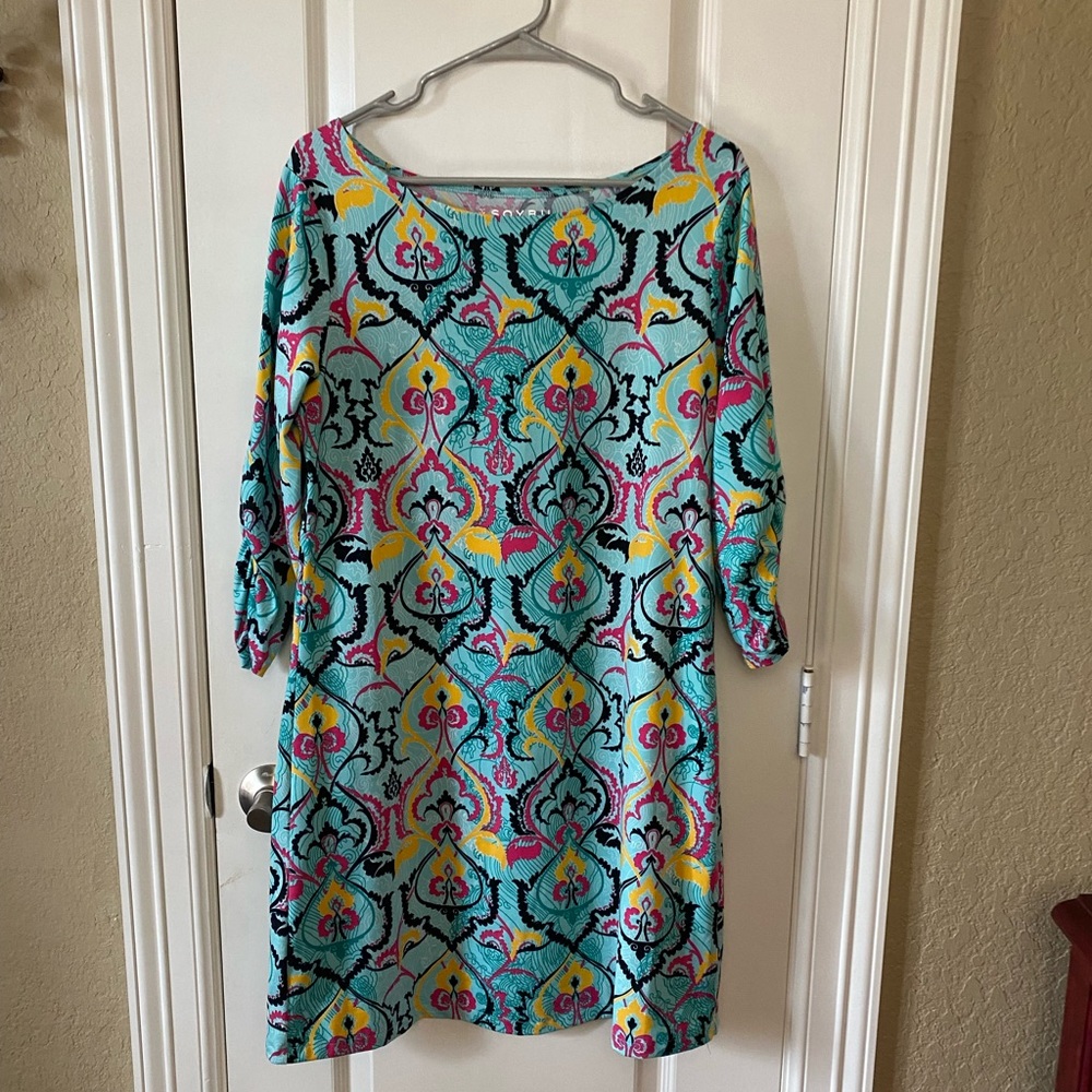 Nice summer cruise style dress.